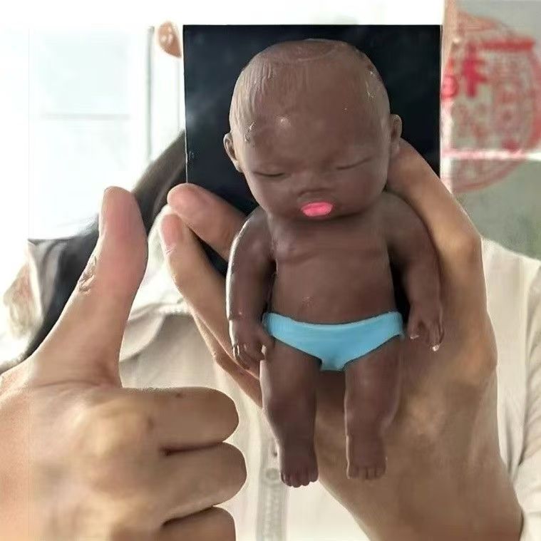 3D Schattige Zwarte Poppenfigu - Phone Cases Websites recensie en prijs